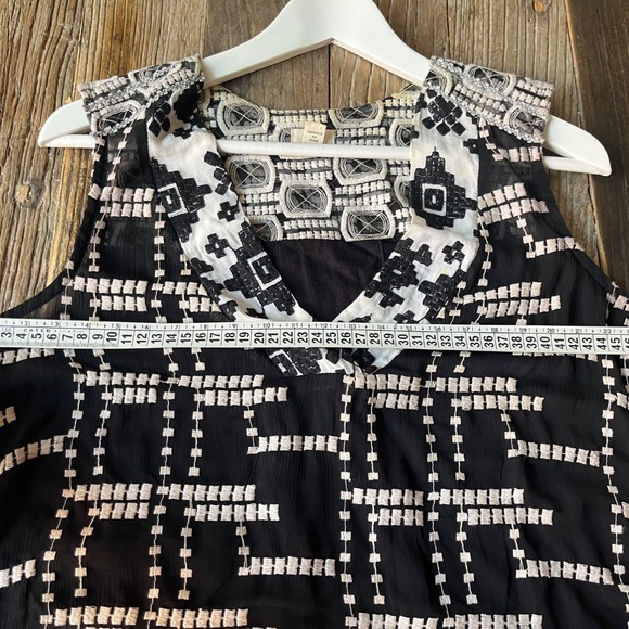 Embroidered Chaparral Tank by Tiny at Anthropologie - Picture 4 of 8